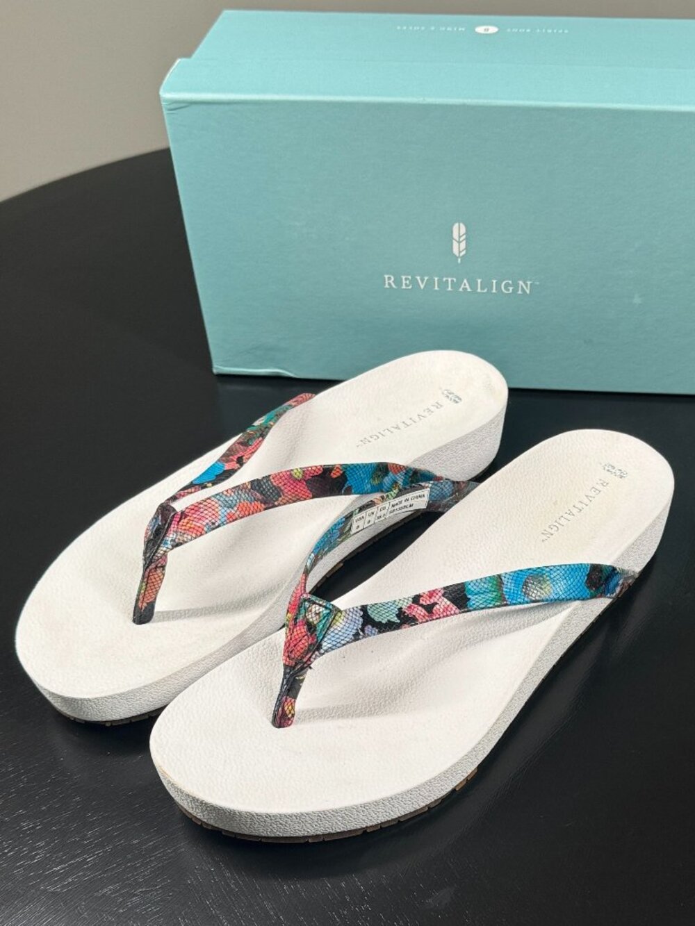 Revitalign Sandy Blue Multicolor Arch Support Platform Flip Flops Size 8